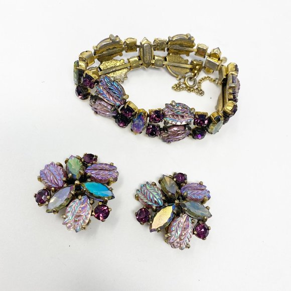 486 Vintage Schiaparelli purple iridescent bracelet and clip earrings set